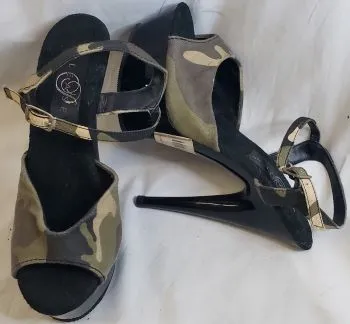 6" Camo -- Women's Platform Sandal -- Camouflage