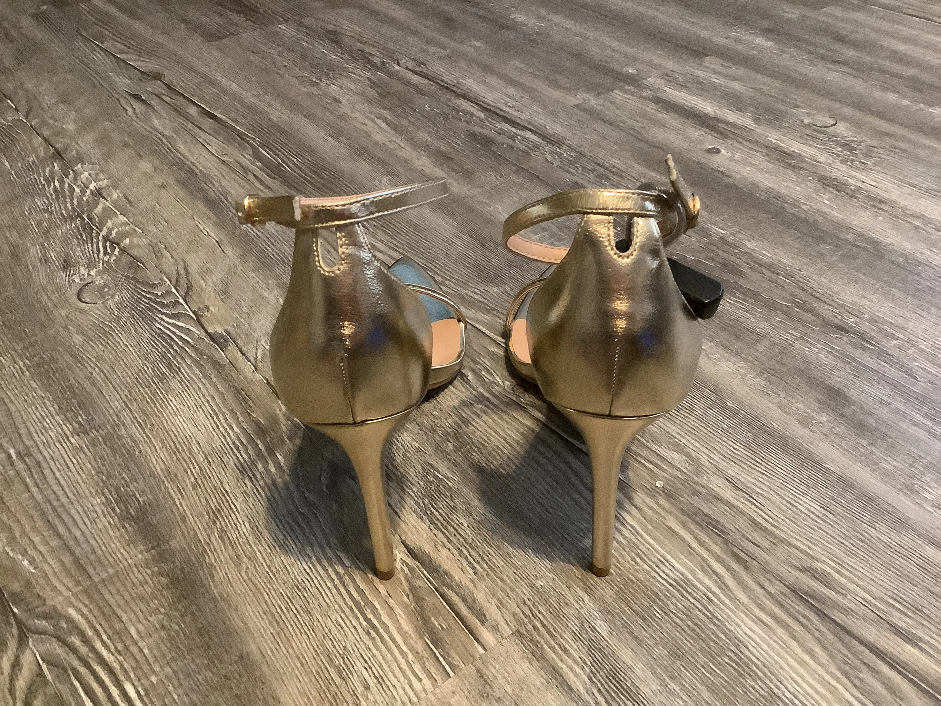 Gold Shoes Heels Stiletto Anne Michelle, Size 7.5