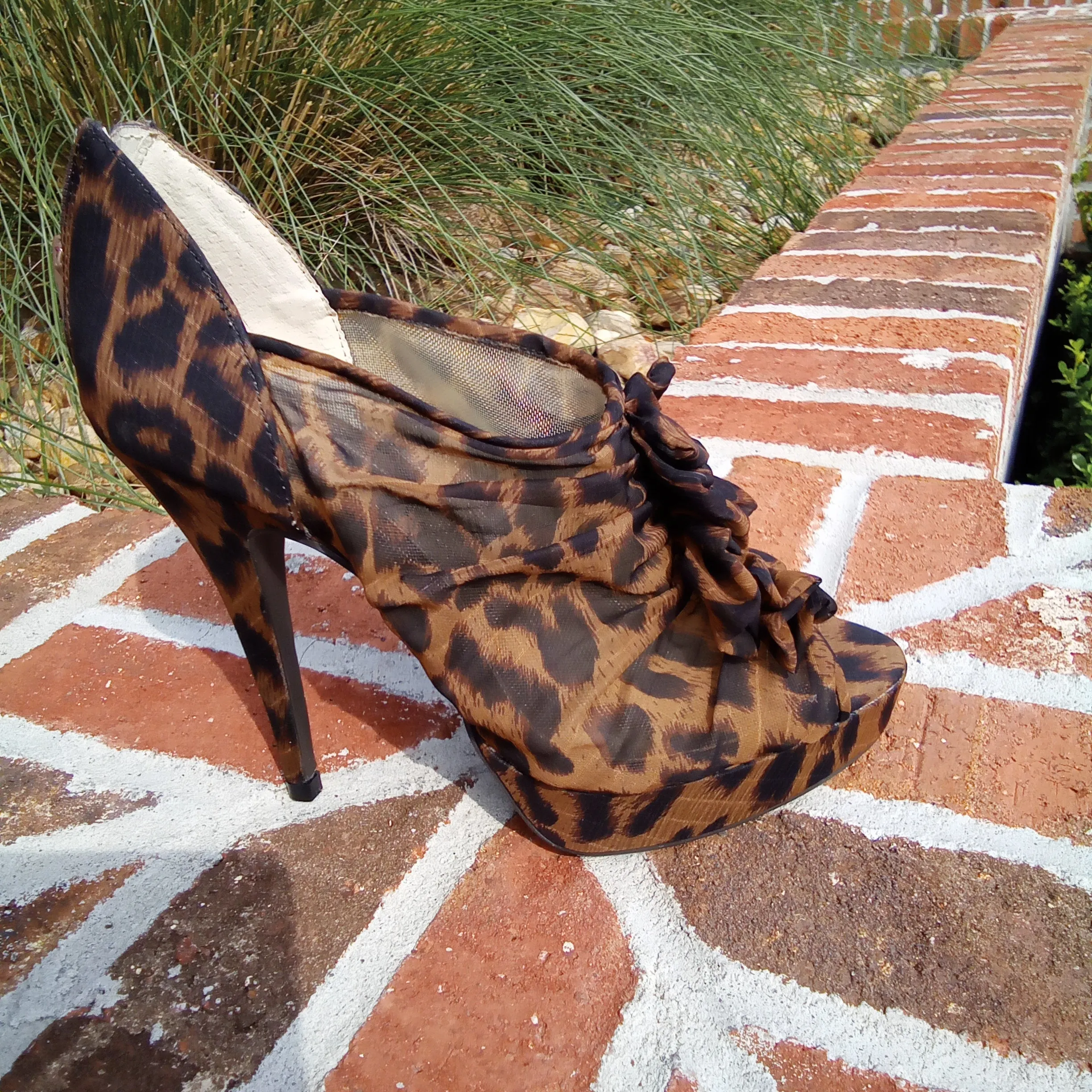 Leopard Platform Zip Back 5" Heels | Chinese Laundry Haylie