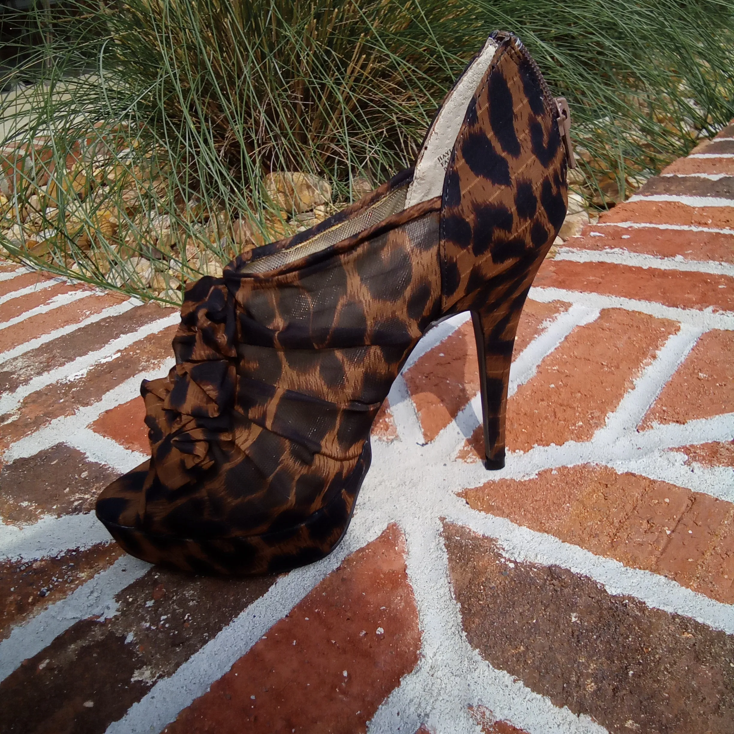 Leopard Platform Zip Back 5" Heels | Chinese Laundry Haylie